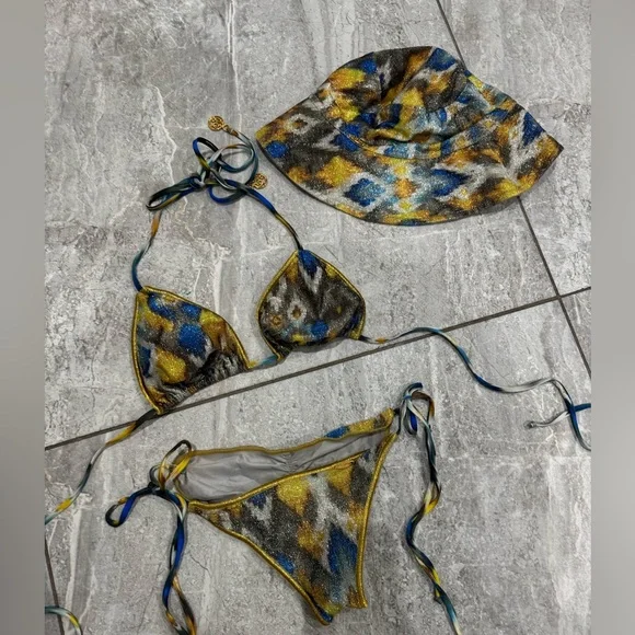 Lulifama Three Piece Set - Picture 2 of 2